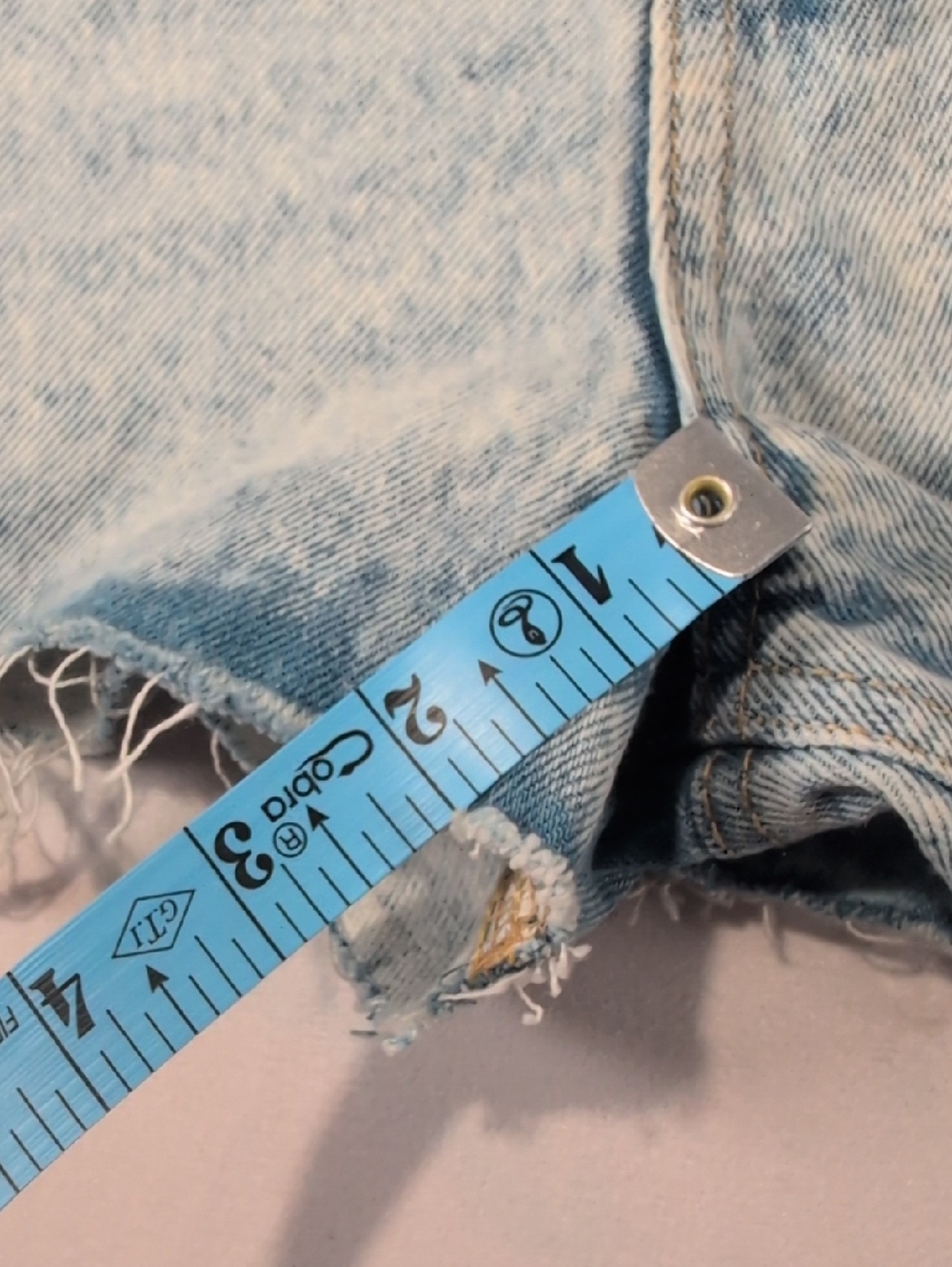 Blue Age High Rise Light Wash Denim Shorts with Raw Hem Size Large - Picture 6 of 9